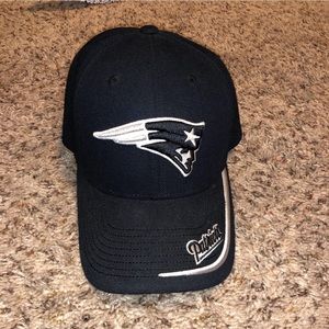Vintage 1990’s Reebok New England Patriots
snapback/strapback  dad hat in black